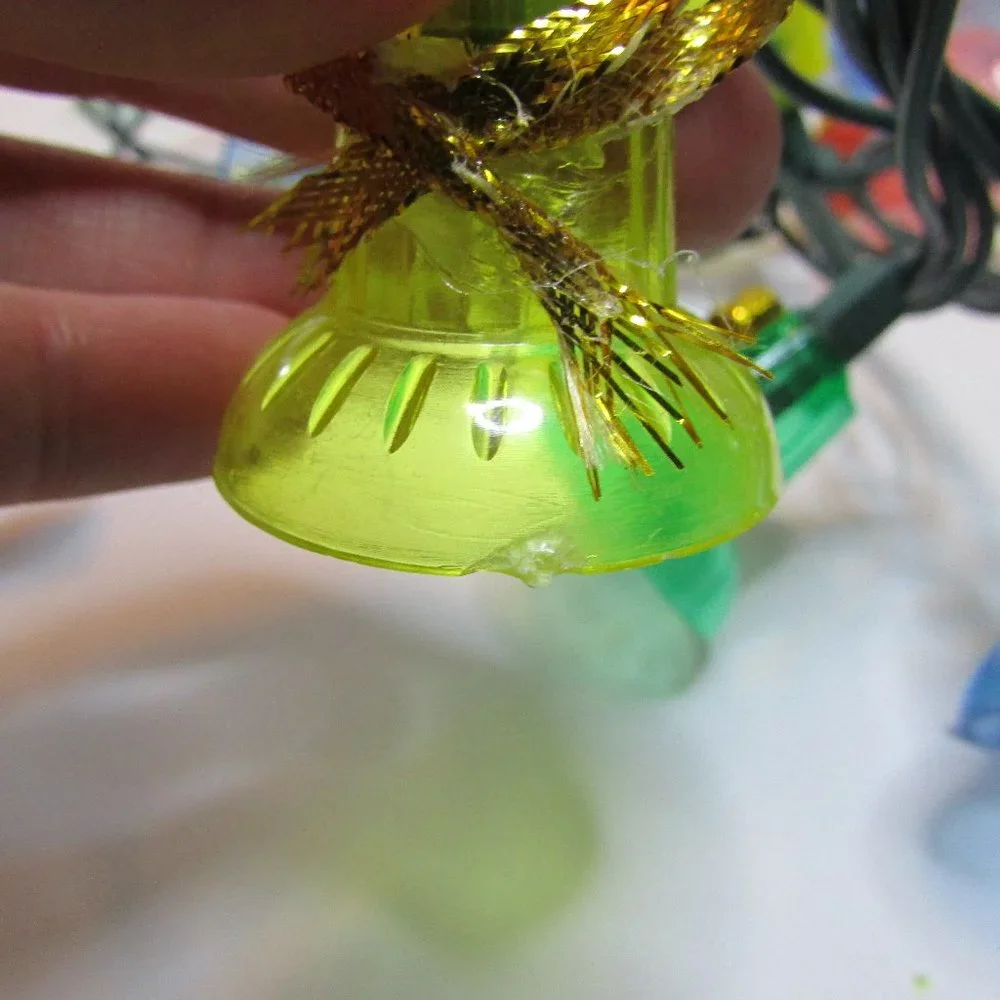 vintage string lights plastic colorful blinking bells play Christmas songs - Picture 10 of 14